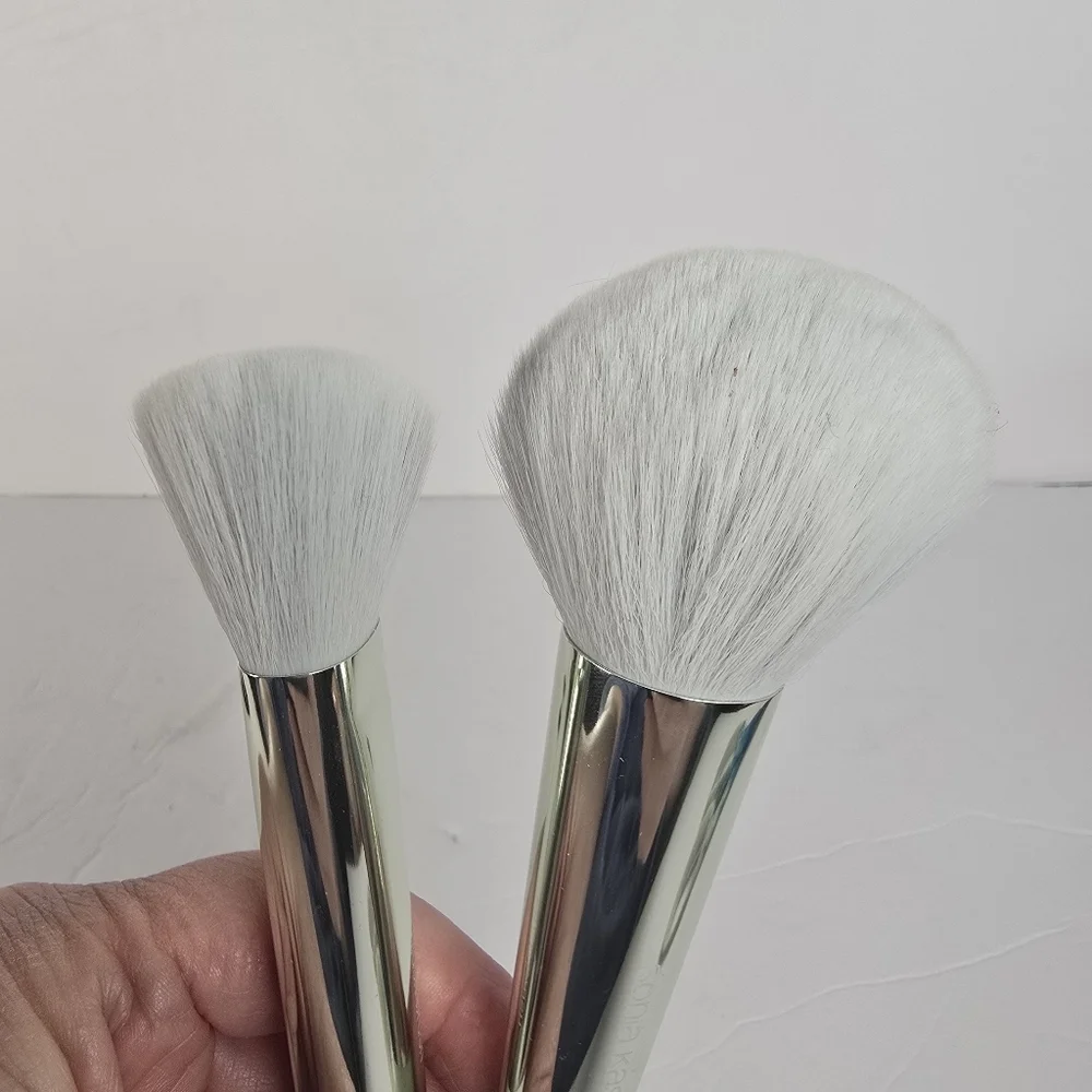 NWOT Set Of 4 Sonia Kashuk and Japonesque Makeup Brush Set